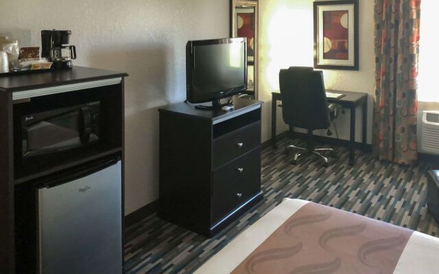 Quality Inn & Suites Denver International Airport