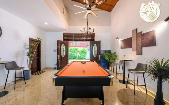 6BR Ampang Pool Villa 26P with Garden
