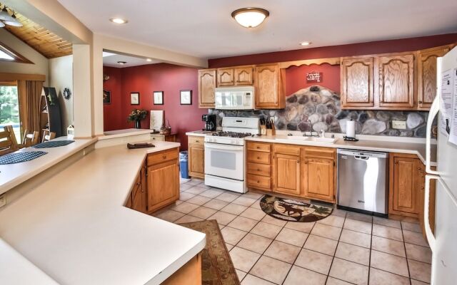 Sandy Shores - 4 Br Home