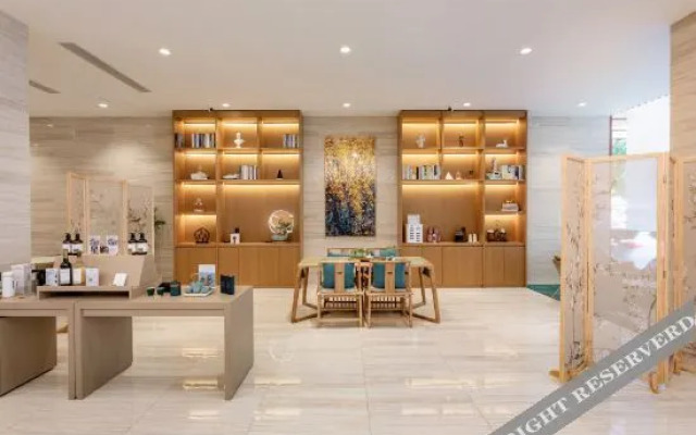 Starway Hotel (Baoding Wanbo Square)