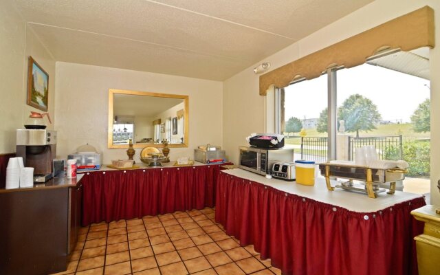 Alcoa Inn