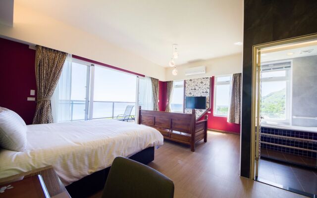 White Spray B&B
