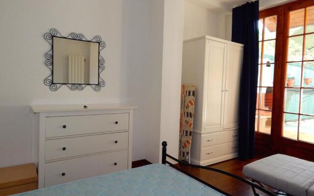 N53 - Numana, Bilocale Con Giardino