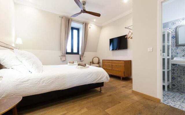 Appartement Vue Mer, Suquet Et Palais Avec Parking