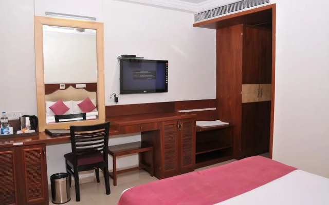 Meenal Hotel