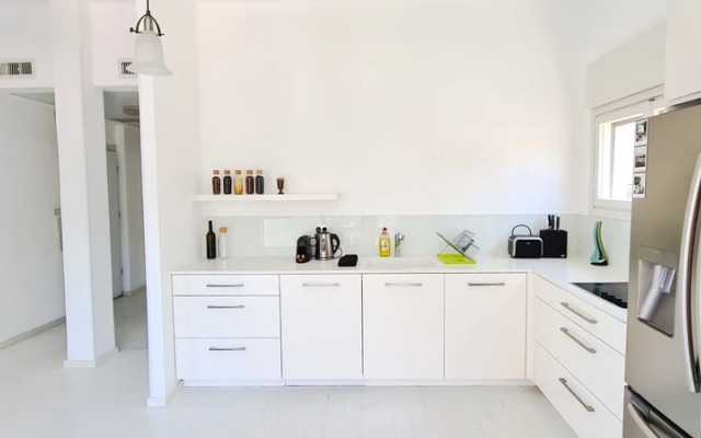 Modern Apt Rothschild Very Central TL7
