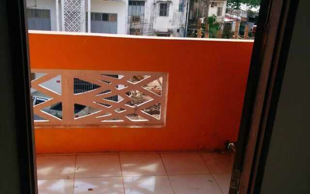 Orange Backpacker Hostel