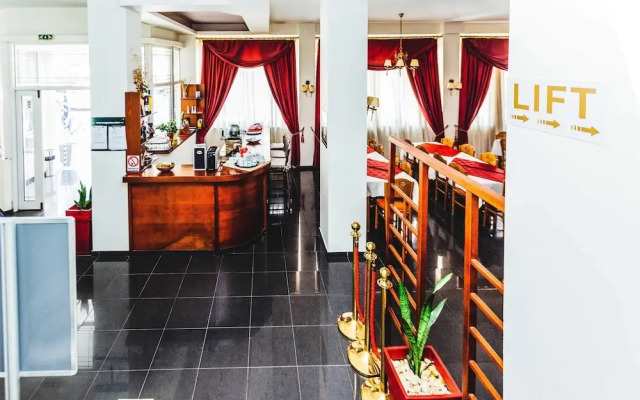 Designer Suite Amazing View Of Meteora 1 Bedroom Apts
