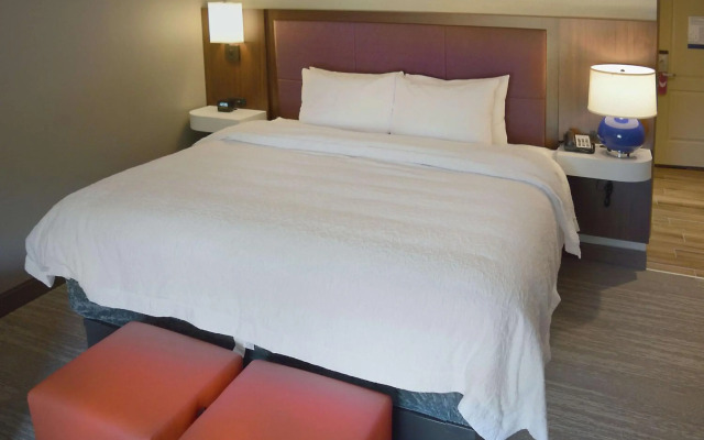 Hampton Inn & Suites Philadelphia/Media