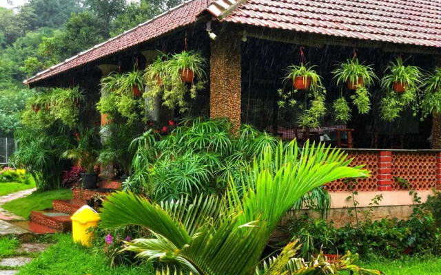 Streamedge Sakleshpur