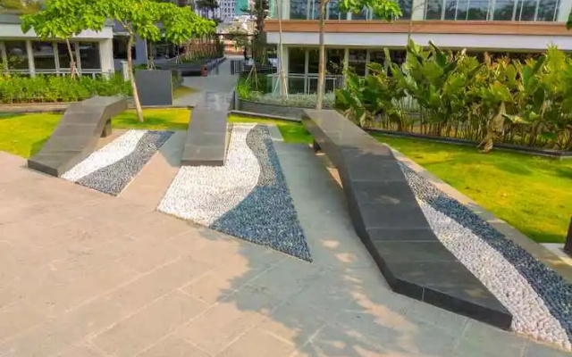 Cozy 1BR Apartment at Gold Coast near PIK By Travelio