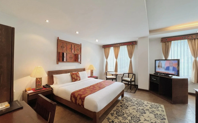 Khang Residency