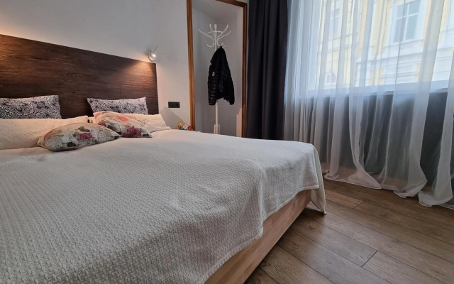 Old Town City Center Apartment