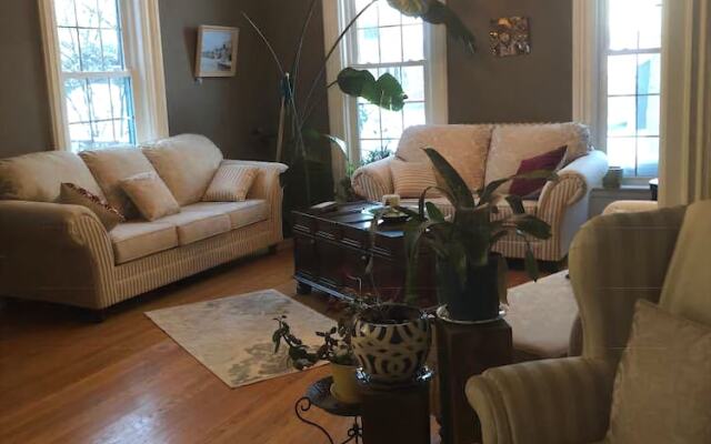 1000 Islands B and B Brockville