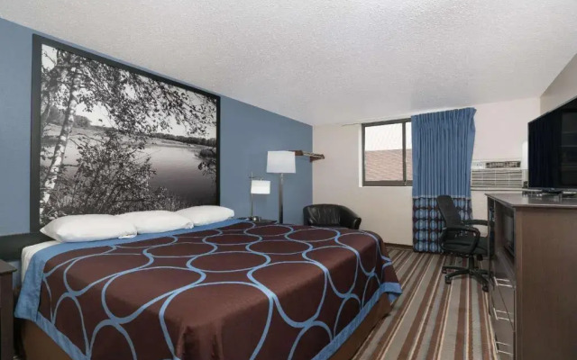 Super 8 Willmar