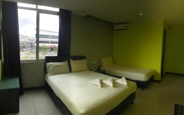 Sarikei Garden Hotel