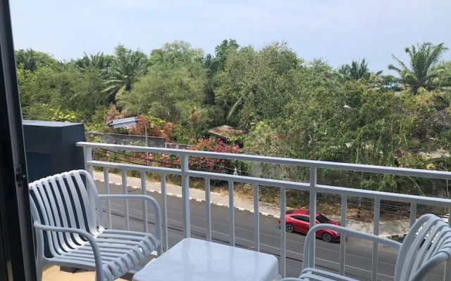 Naka Guest House