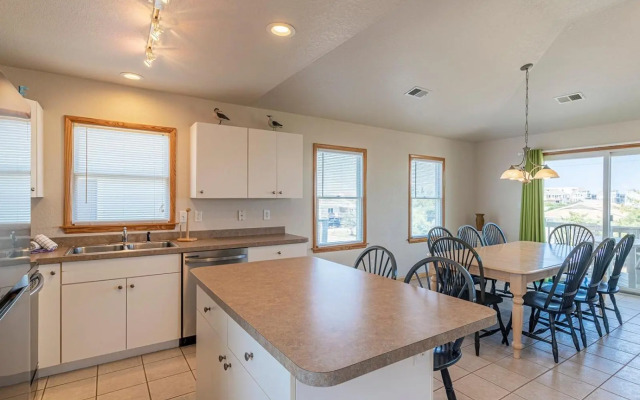 5120 - Anchors Aweigh