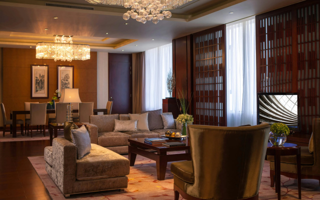 Renaissance Tianjin Lakeview Hotel – Lobby – Tianjin