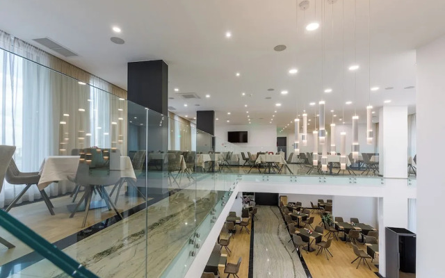 Blue Star Luxury Hotel