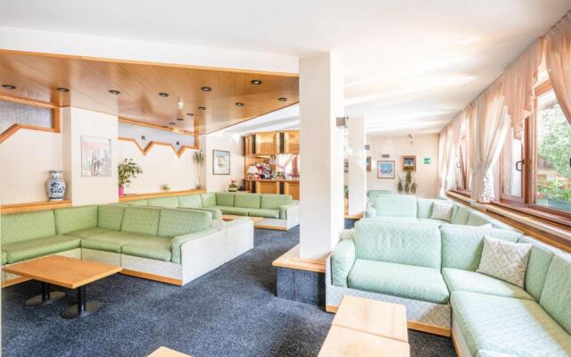 Hotel Alpina