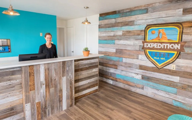Expedition Lodge