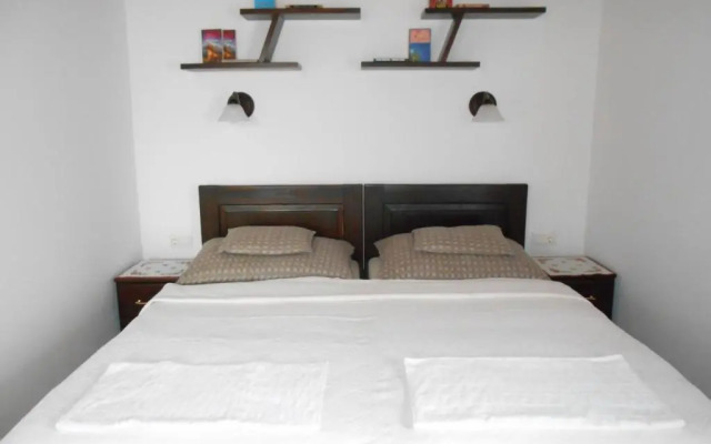 Vár-Kert Vendégház