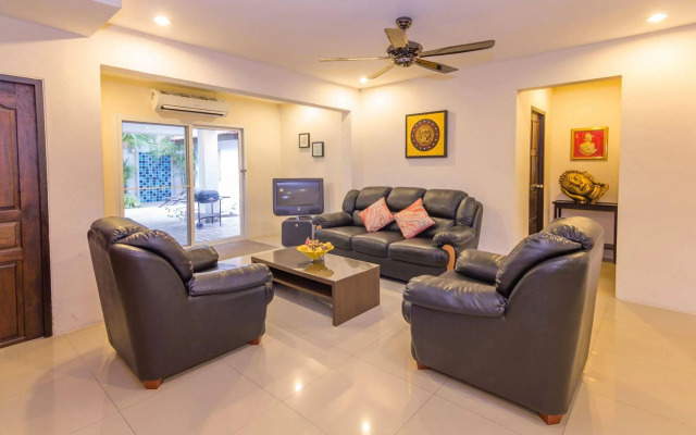 Villa Waree 5 minutes from City and Beach