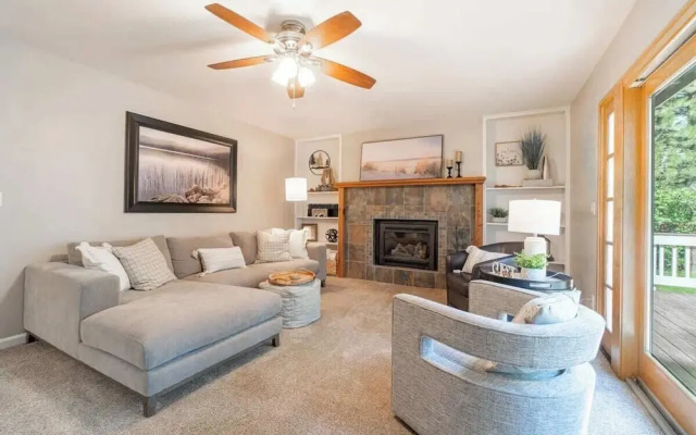 Truckee Mountain Retreat Family Friendly 3BR 2BA