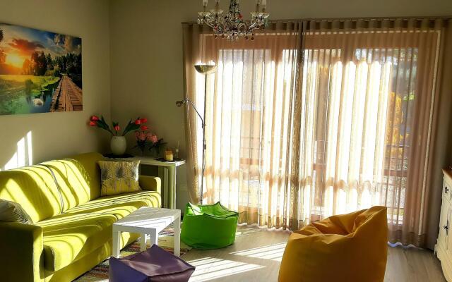 Attractive apartment in Crone with garden