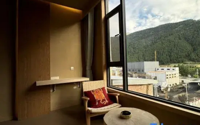 White Bird Holiday Hotel