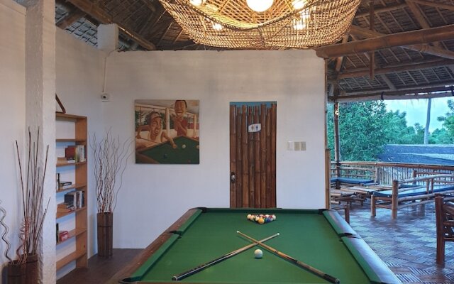 Fish Unlimited Beach & Dive Resort