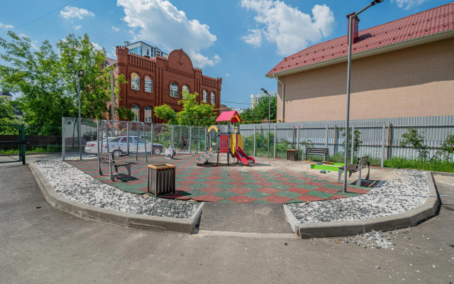 Лайт Апартаменты на улице Рощинская 68