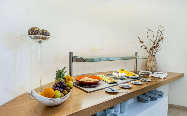 Santa Eulália Suite Hotel & SPA