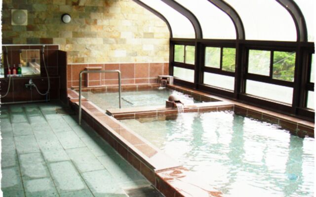 Okutone Onsen Hotel Sunbird