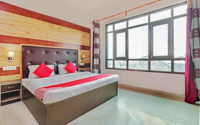 Triden Kashmir Resort By OYO Rooms