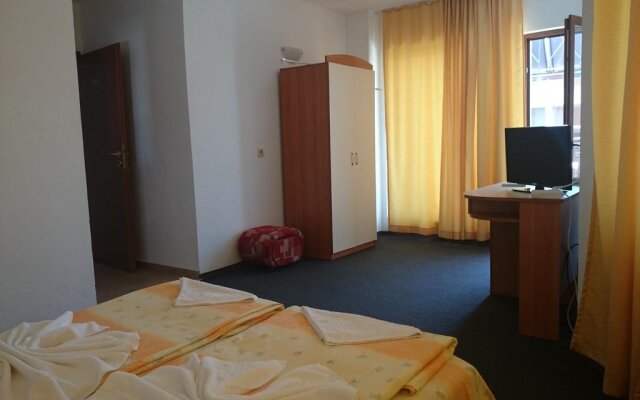 Family Hotel Danailov