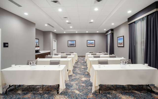 Hampton Inn & Suites Logan