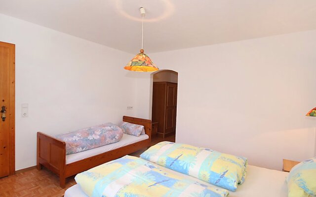 Gasteighof 33389