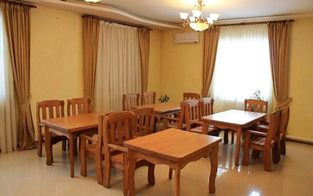 Ay-Sa Hotel