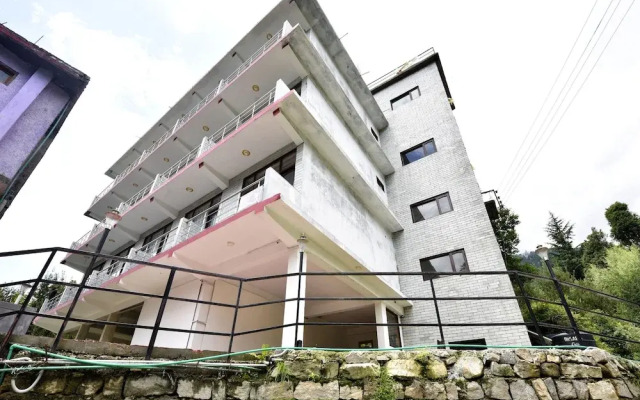 OYO 10764 Hotel Hadimba Manali