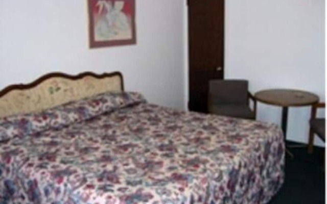 Red Carpet Inn & Suites Morgantown