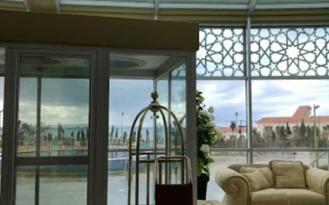 Al Mansour Palace