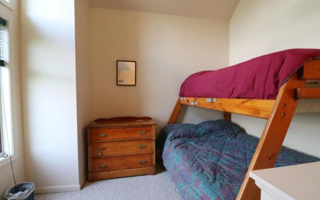 Wildflower 159 2 Bedroom Home by Redawning