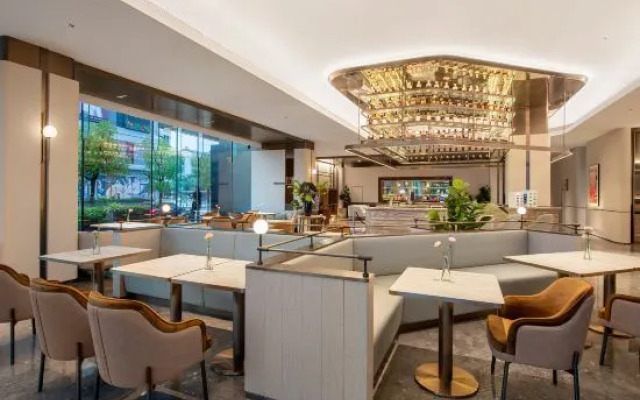 Mercure Nantong Central Business District