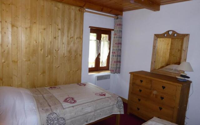 Chalet Pralognan-la-Vanoise, 3 pièces, 6 personnes - FR-1-464-16