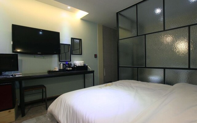 Yeosu Hakdong JA Self Check-in Motel