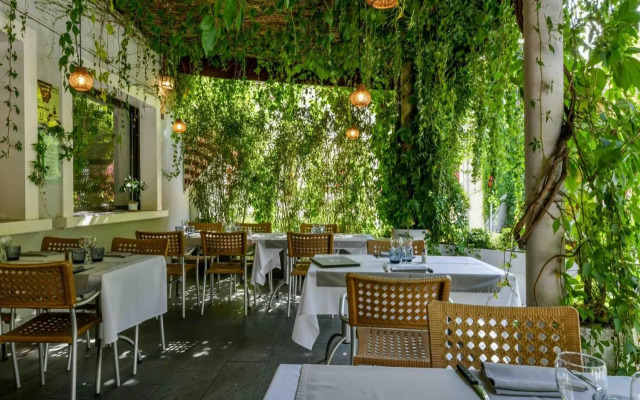 Hôtel Restaurant Le Commerce