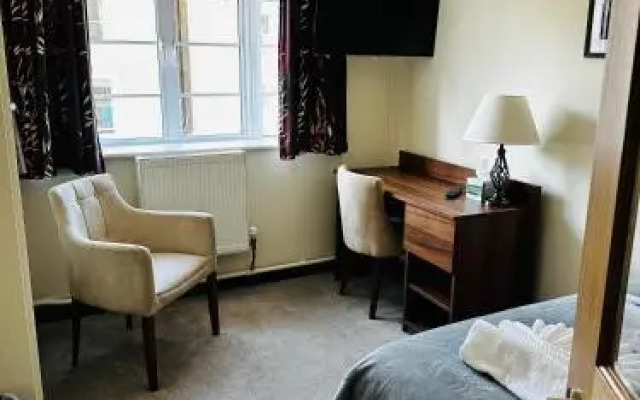 Vincent House London Residence