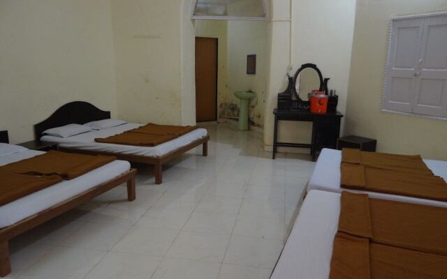 Hotel Ashok